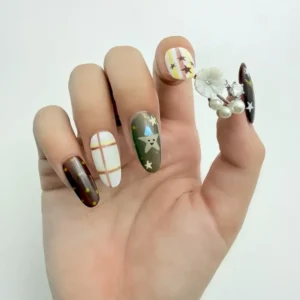 Chocolate Star Press-On Nails